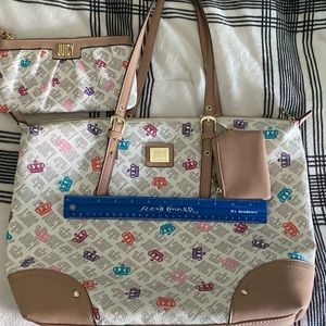 Juicy tote bag/wristlet